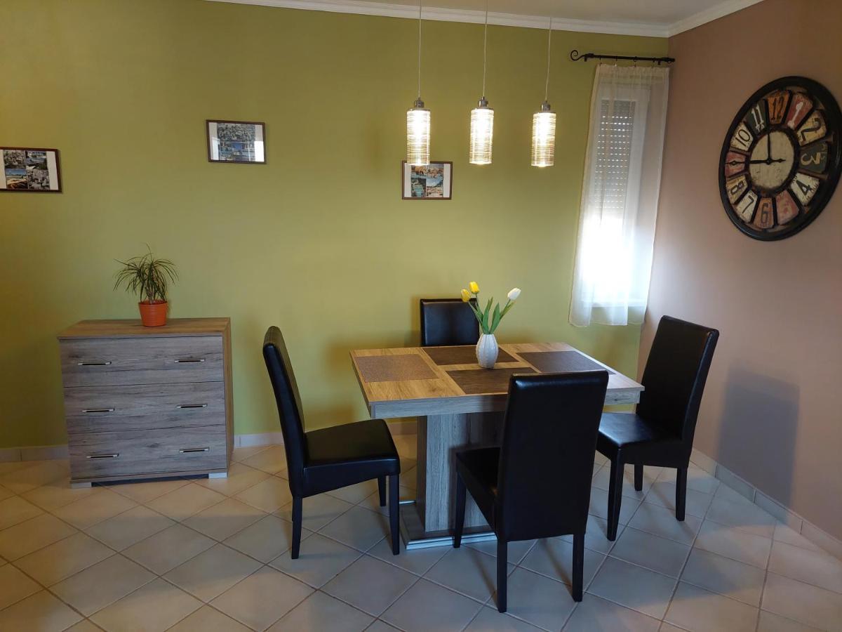 Samuci Apartman Hajdúszoboszló Kültér fotó
